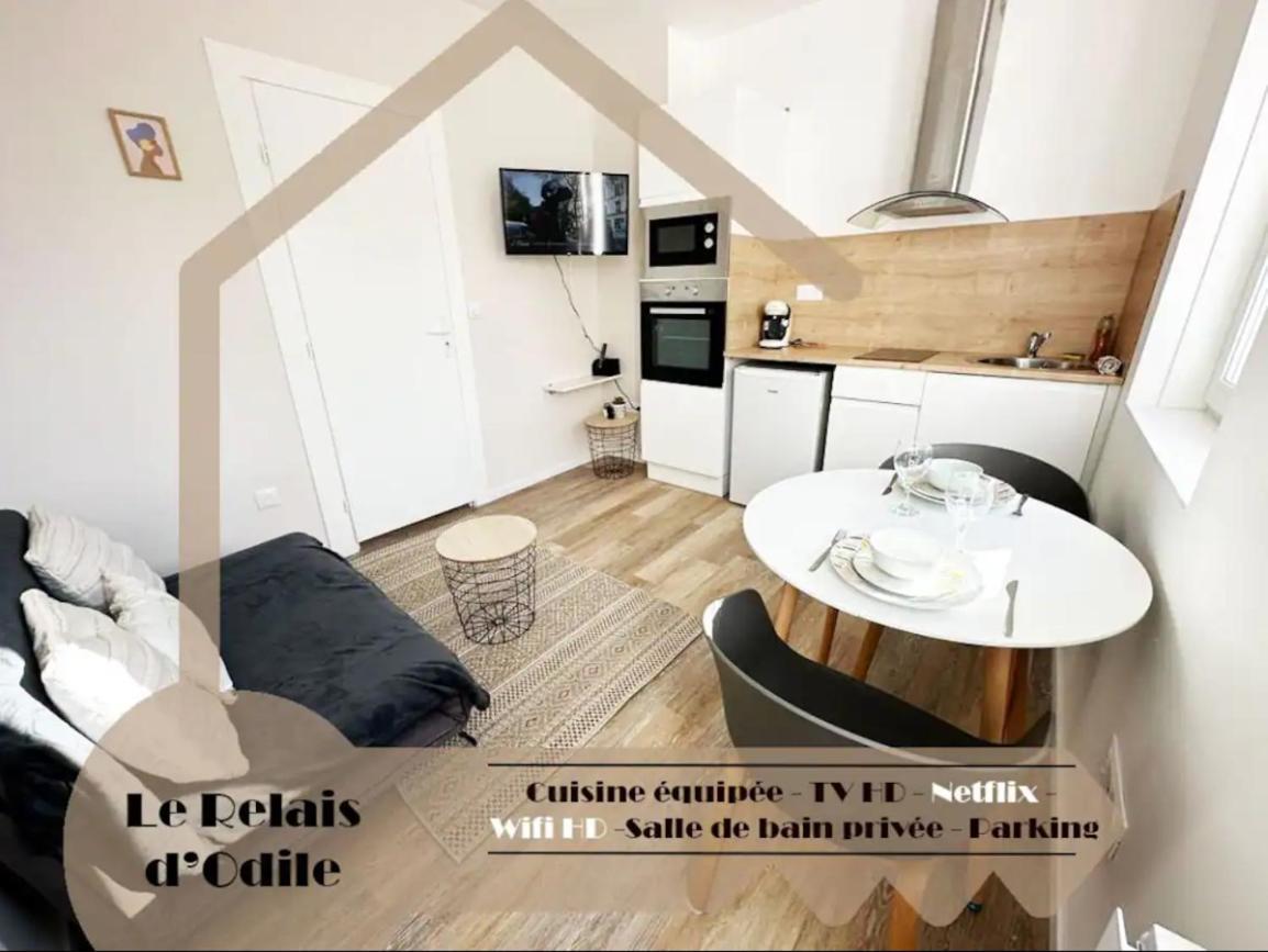 Lerelaisdodile Cambrai - Hyper Centre - Free Wifi Apartment Bagian luar foto